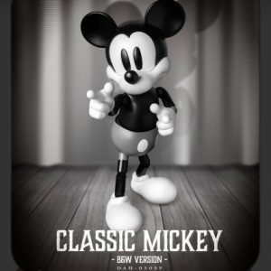 Classic Mickey 1:9 Scale Figure
