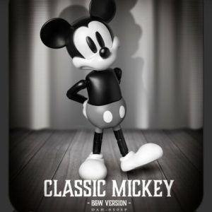 Alternative view of Classic Mickey 1:9 Scale Figure