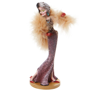 Alternative view of Cruella De Vil Couture de Force Figurine