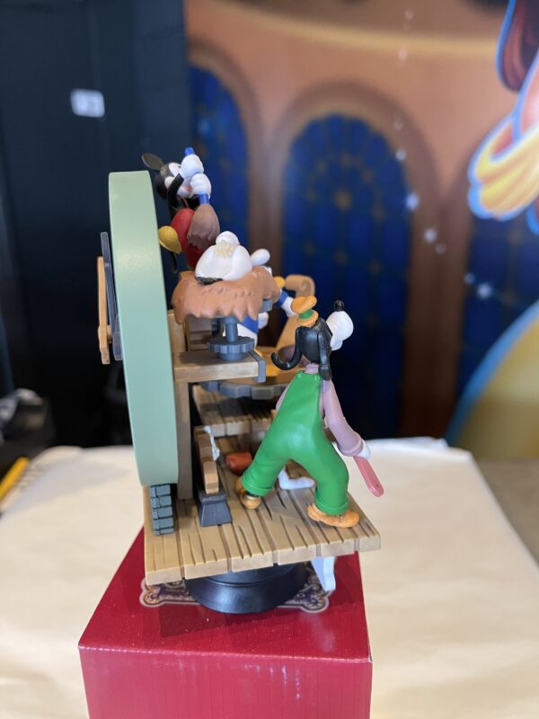Mickey and Friends - Clock Cleaners - PVC beeldje - Afbeelding 3