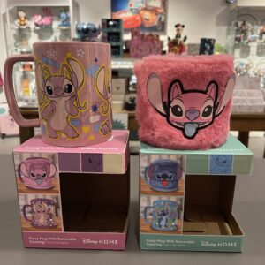 Alternative view of Angel Fuzzy Mug - met verwijderbare bekleding.