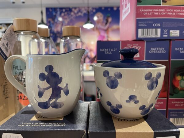 Suikerpotje en Melkkannetje met Mickey patroon